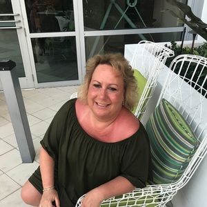 Meet your Posher, Lisa